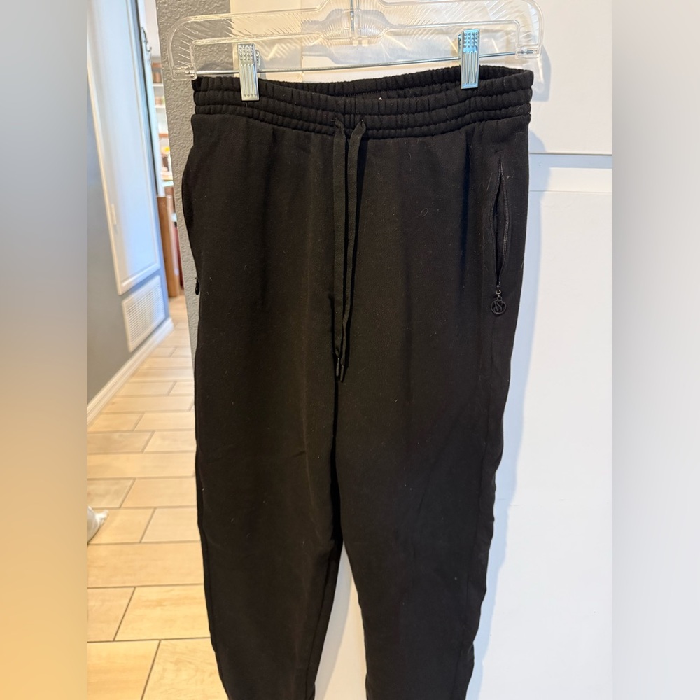 Victoria’s Secret sweatpants
